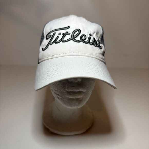 Titleist Pro V1 Golf Snapback Hat Mesh Back White With Grey Adjustable - Picture 1 of 6